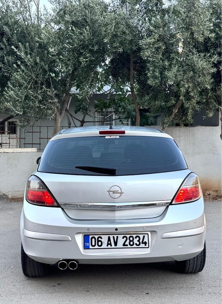 Opel Astra h - 15