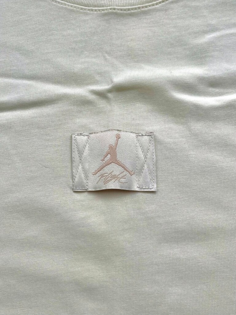 Jordan Flight Essential 85 Tişört - 3