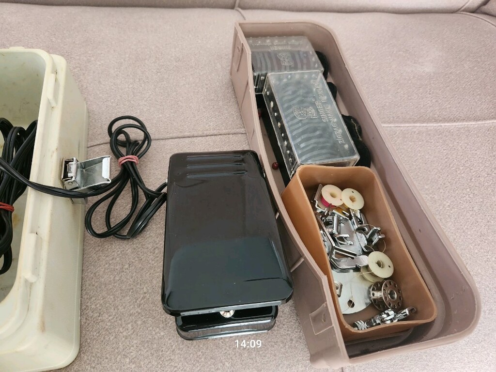 SINGER YOKNAZ 224 Y DİKİŞ MAKINESİ - 4