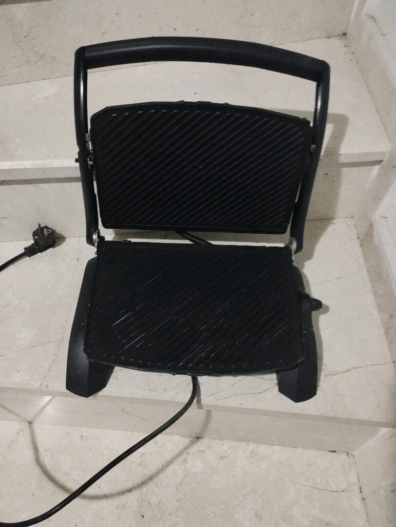 tost Makinesi temiz çalışıyor - 3