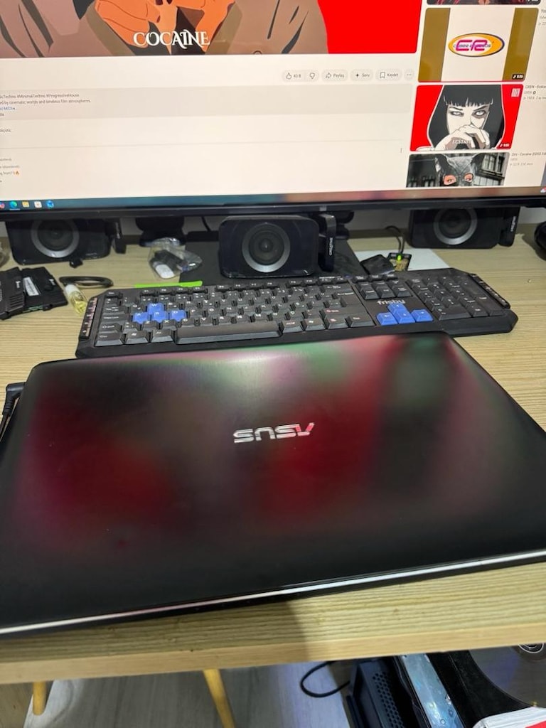 Asus N550JV Intel Core i7-4700HQ 16 GB Ram 4 GB NVIDIA GeForce GT 750 - 7