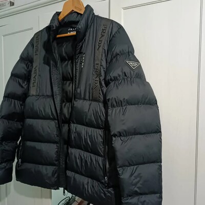 PRADA MONT