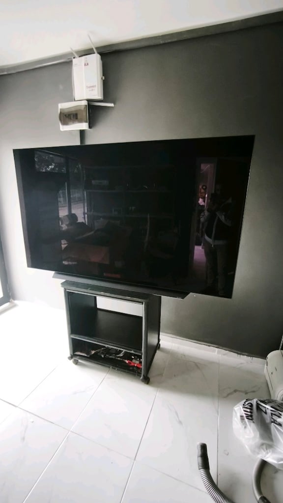 LG 77C1 4LB 77 İnç 4K OLED TV - Ekran Sağlam (Arızalı/Tamir Gerektirir - 7
