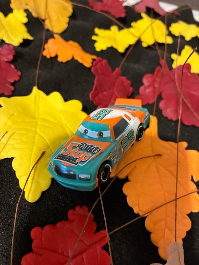 Disney Pixar Şimşek McQueen Oyuncak Araba - 3