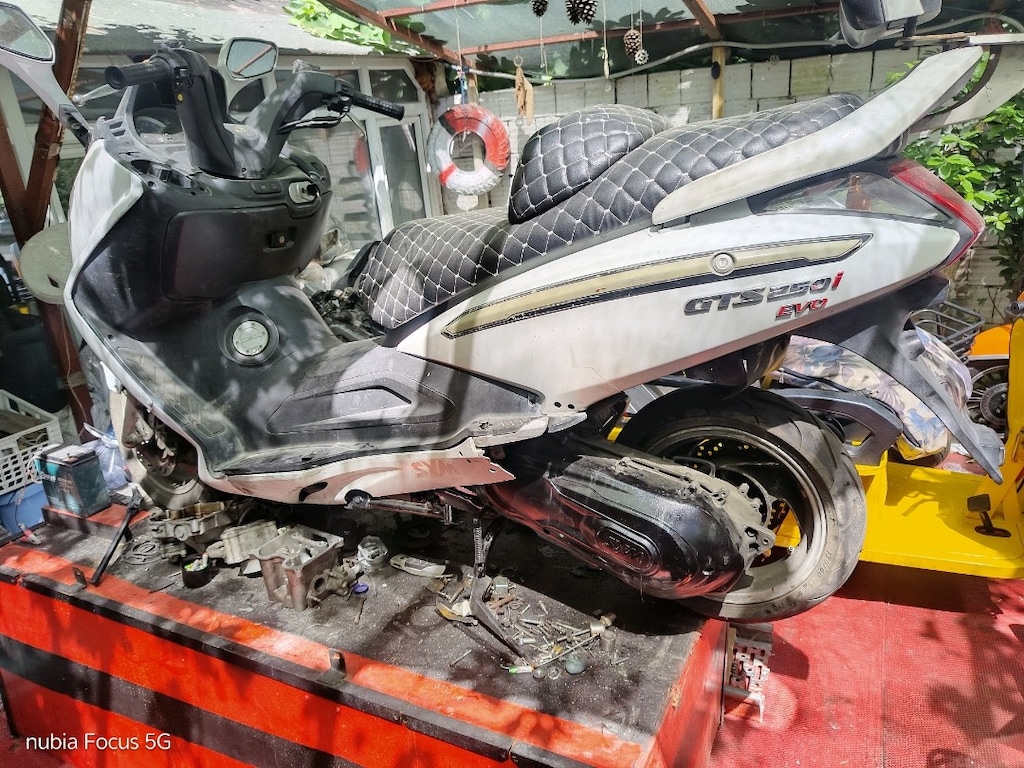 çok acil çekme belgeli 250 cc SYM motor - 3