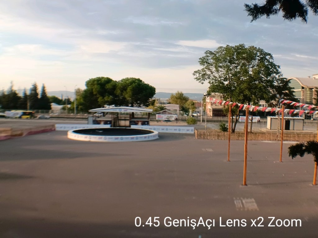 Klipsli 37mm 0.45x + 49 UV Süper Geniş Açı & Makro Lens - 11