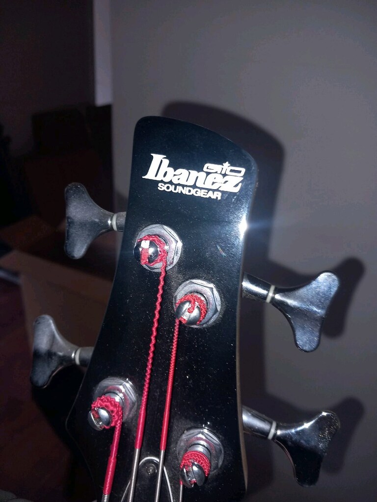 Ibanez bas gitar - 4