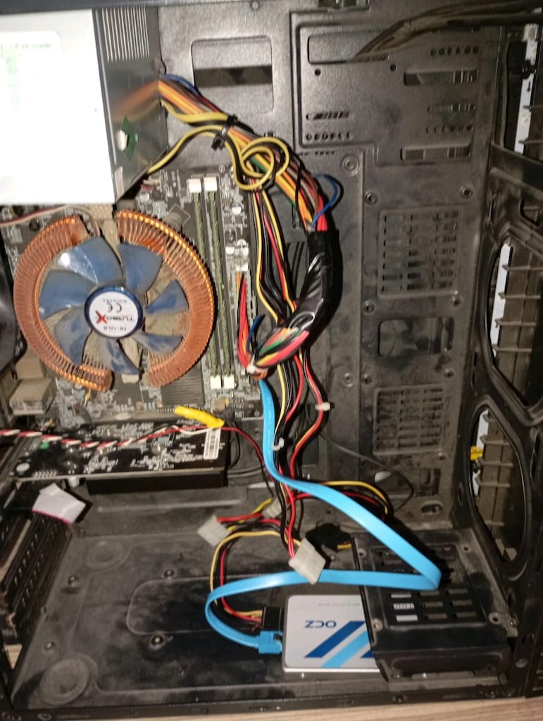 özellikle 8 cgbayt rem 1 GB ekran kartı