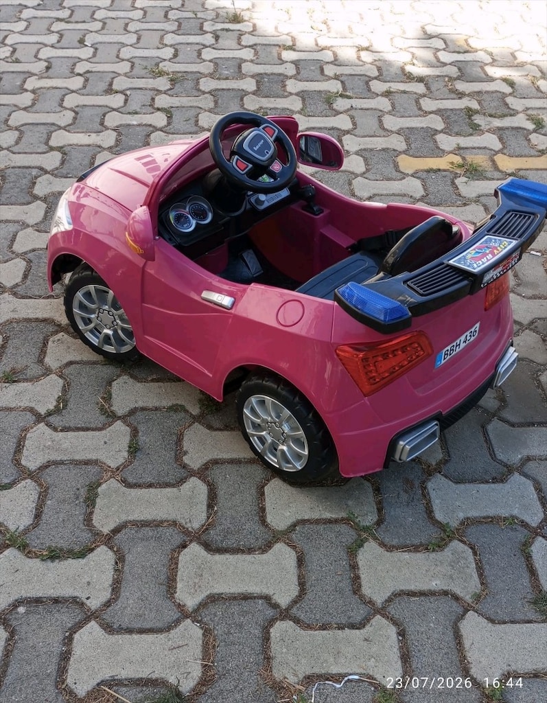 Babyhope Audi yarış arabası 12 v Akülü Araba - 3