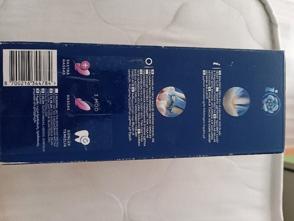 Oral-B iO2 Şarjlı Diş Fırçası Sıfır Kapalı Kutu + Seyahat Kutusu - 2