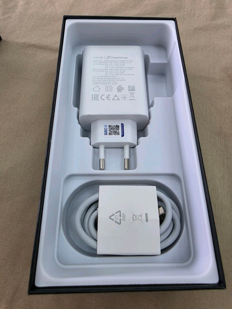 Vivo V50 Türkiye garantili faturalı - 3