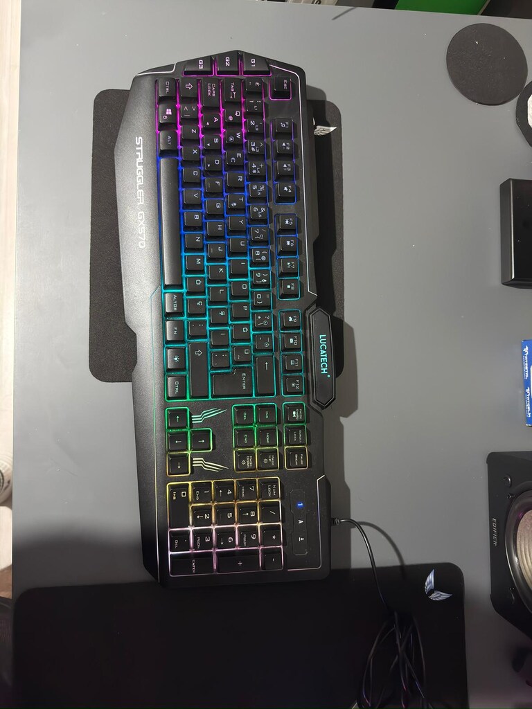 Lucatech Struggler Gx570 Rgb Işıklı RGB Oyuncu Klavyesi - 2