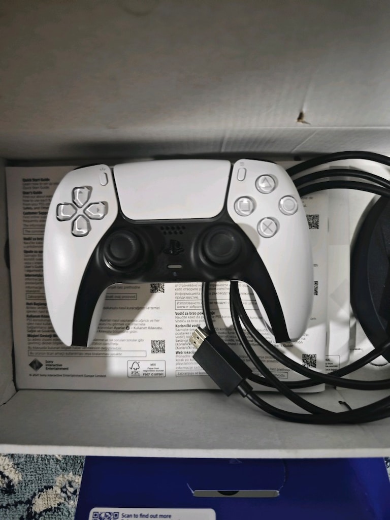PlayStation 5 - 3