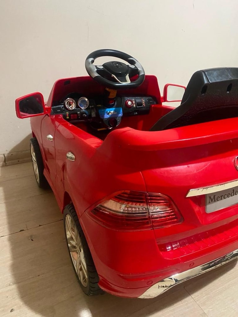 MERCEDES **LİSANSLI** Akülü Araba - 6