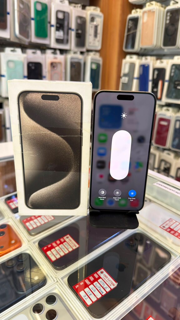15 Pro Max 256 gb sıfırdan farksız garantili takasa açık - 4