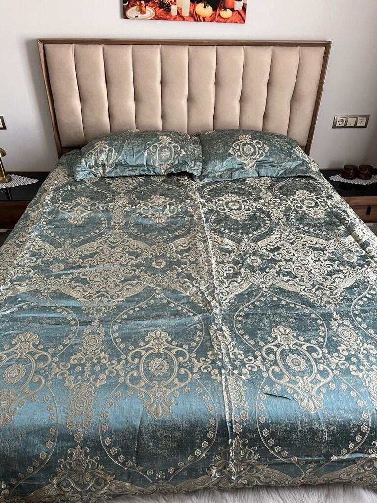Hiç Kullanılmamış Lüks Çift Kişilik Yatak Örtüsü Seti - 3