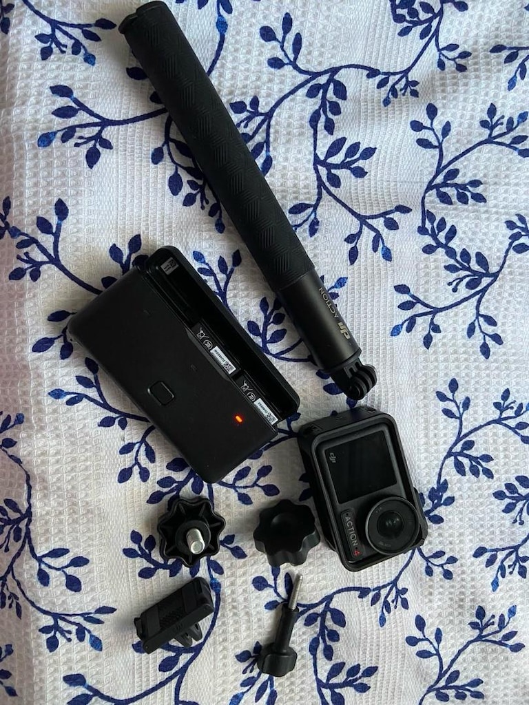 DJI OSMO ACTION 4ADVENTURECOMBO AKSİYON KAMERASI - 4