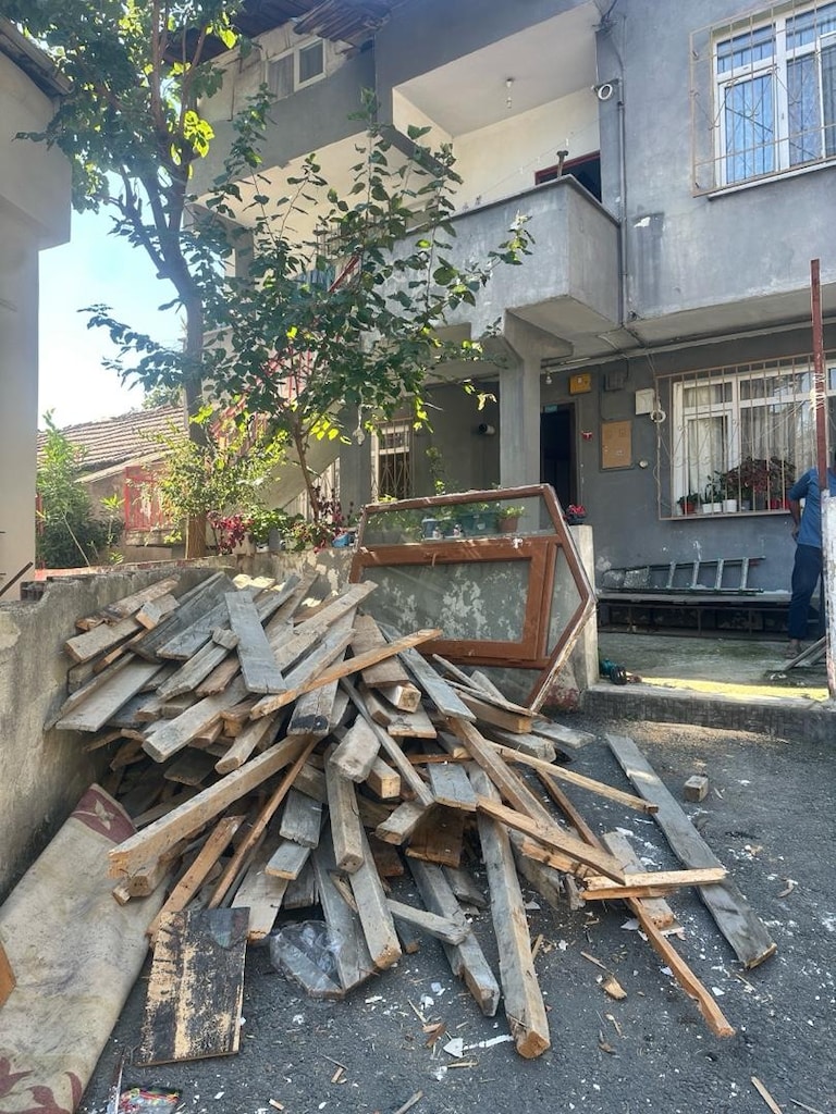 cam kapı ve odunluk tahta - 5