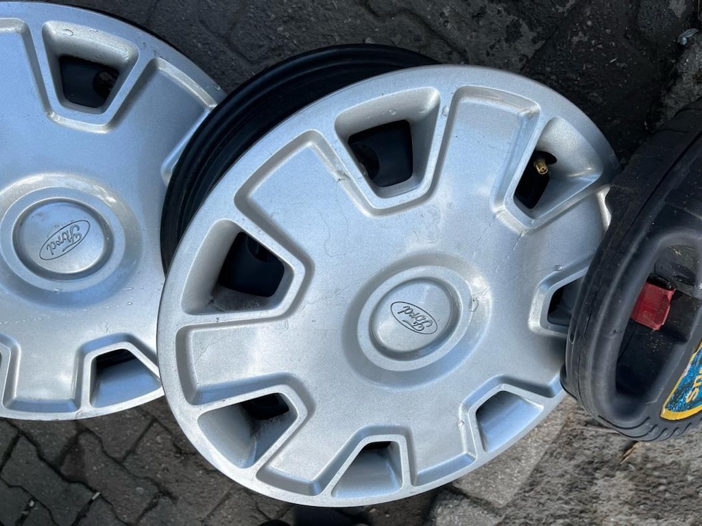ford jantı 15x6 - 8