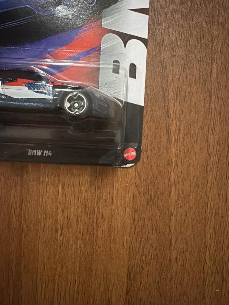Hot Wheels BMW M4 - 2