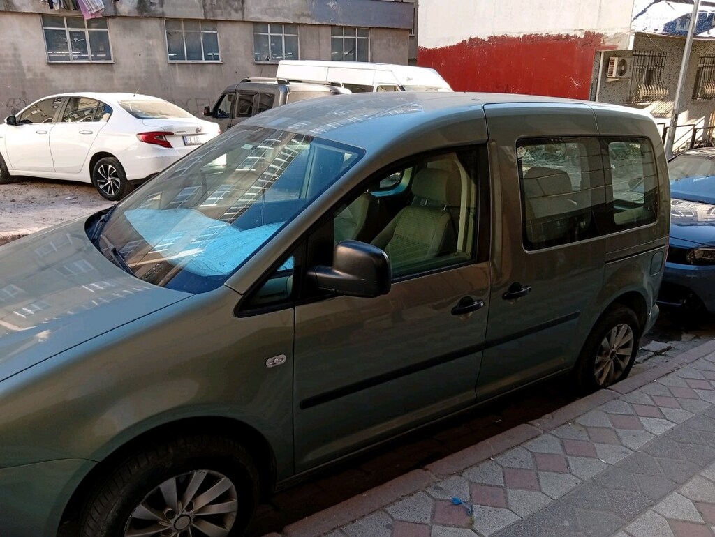Volkswagen Caddy - 9