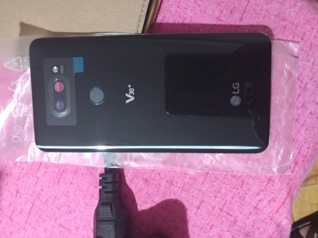 LG-V30 ORJİNAL ARKA KAPAK - 3