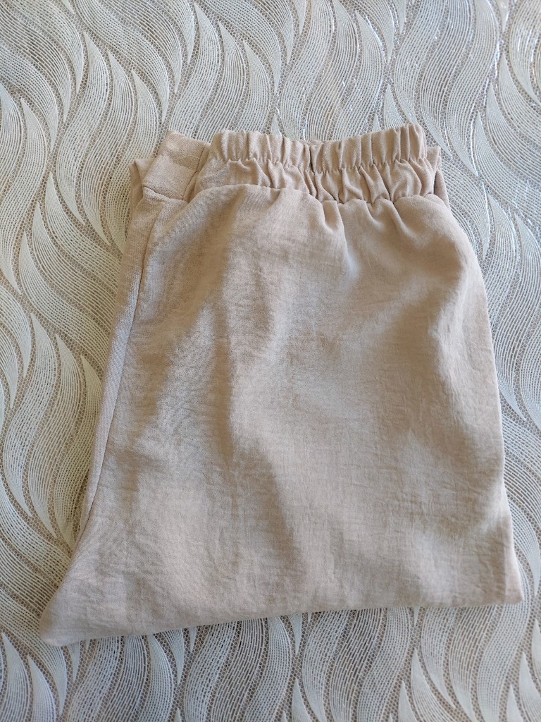 Beli lastikli cepli ince bej rengi spor pantolon - 8