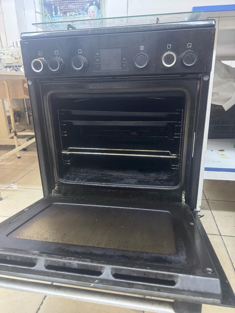 Bosch HGD745360T 4 ocaklı fırın az kullanıldı - 2
