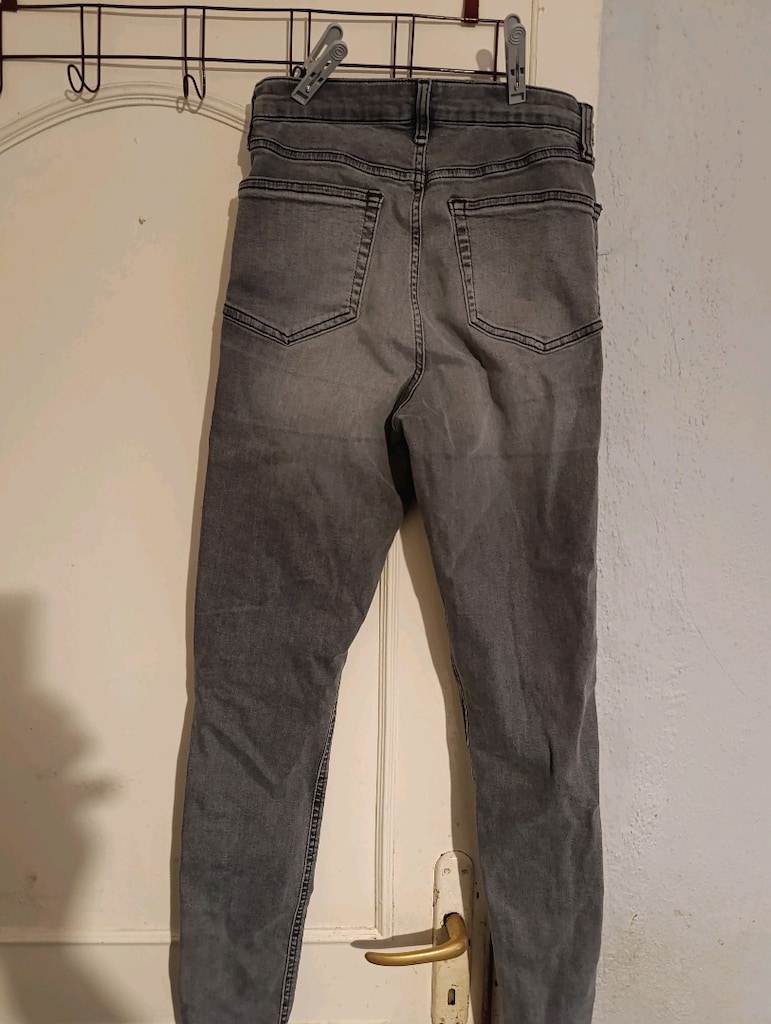 Gri Yıkamalı Dar Kesim Jean (36) - 4