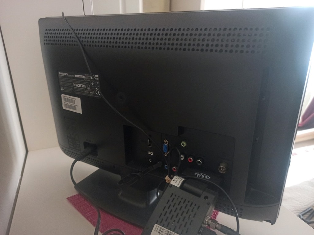 HARİKA 19 İNÇ LCD PHLİPS LCD TELEVİZYON - 6