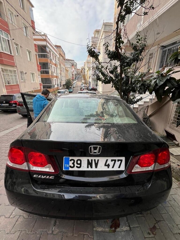 HONDA CIVIC - 5