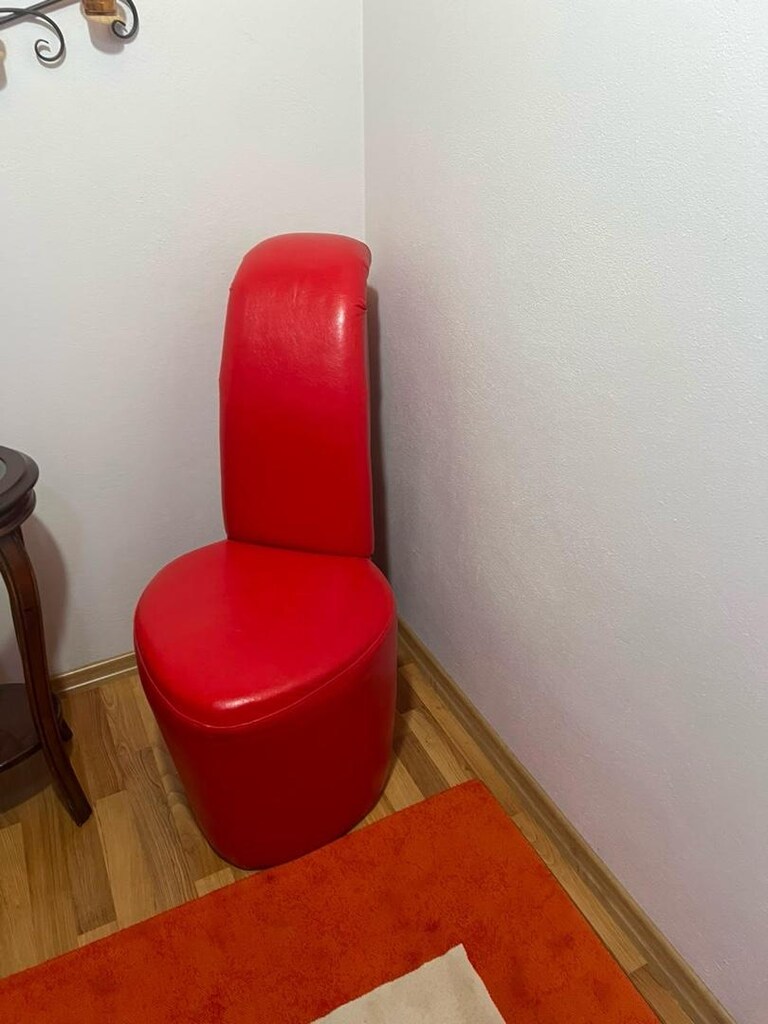 kırmızı ayakkabı koltuk - 2