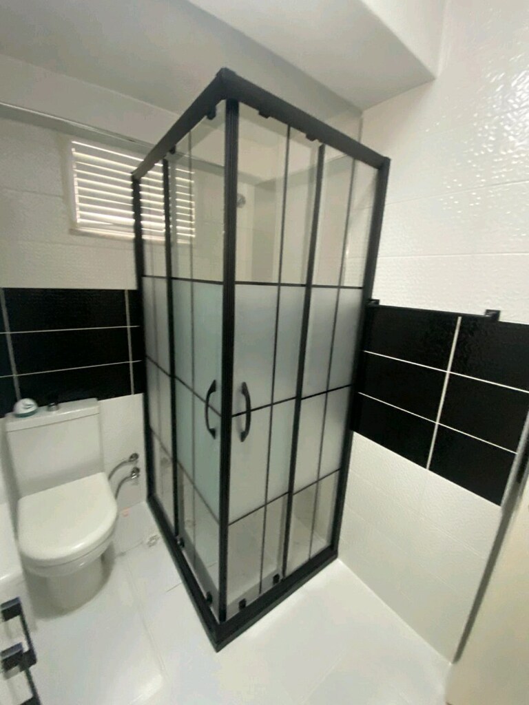 DUŞAKABİNDE FIRSAT - 12