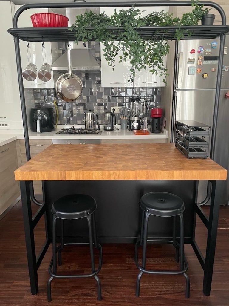 ikea vadholma rafli mutfak adasi + 2 bar taburesi