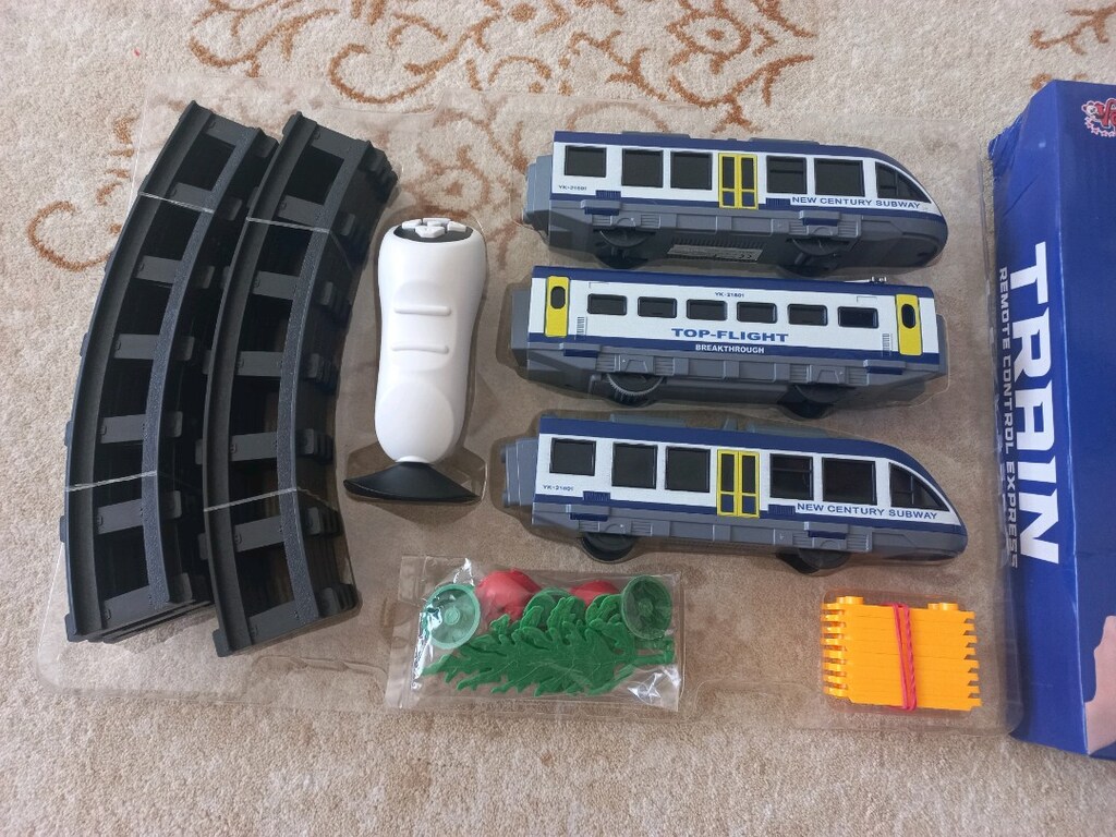 Kumandalı 30 Parça Işıklı ve Sesli 176 cm Tren Seti - 3
