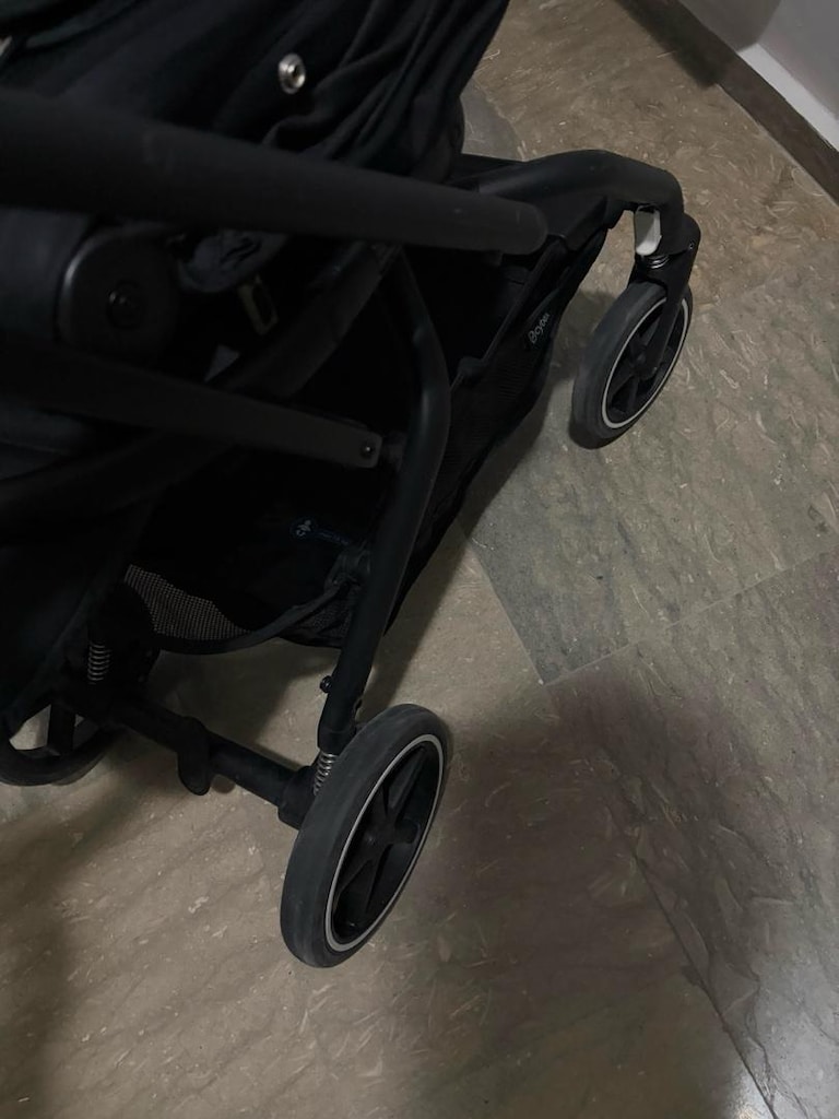 Cybex ezzy s twist 6 aylık - 3