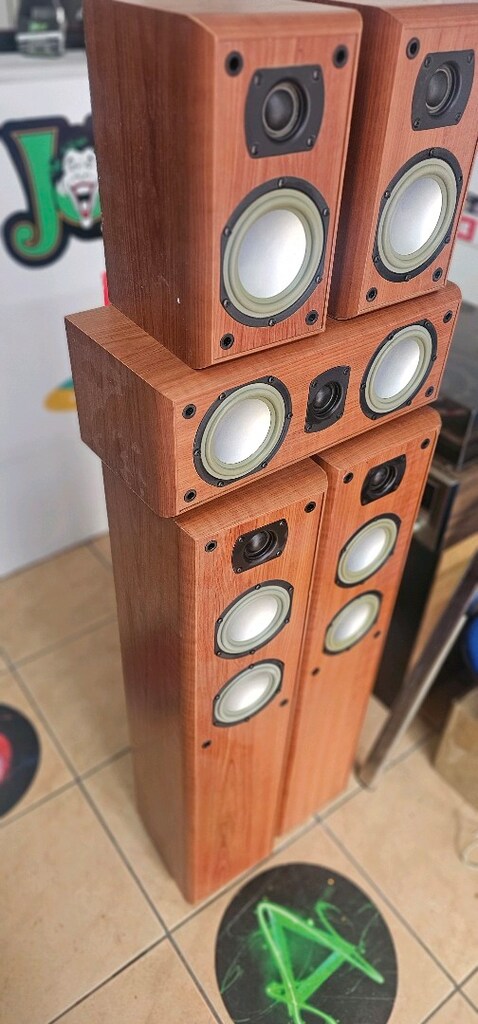 System Fidelity SF-250 5.0 set hoparlör - 5