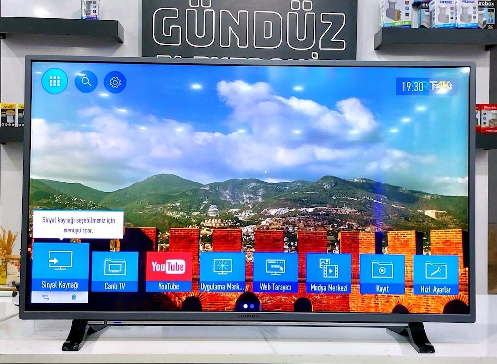 GRUNDİG 140 EKRAN 4K SMART LED TV - 5