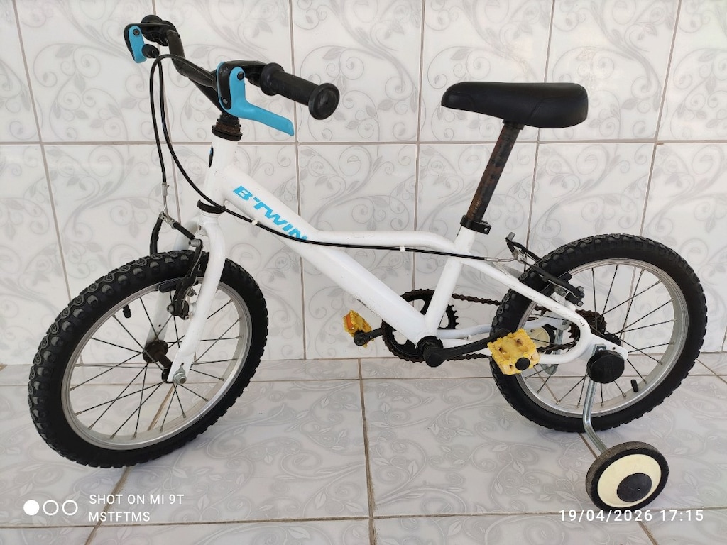 Decathlon Btwin İnuit 100 Modeli Çocuk bisikleti + DİZLİK DİRSEKLİK