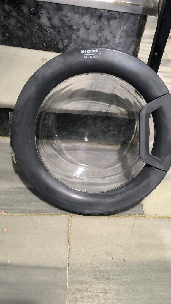 Hotpoint Ariston çamaşır makinası kapağı - 2