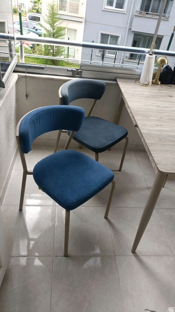 4 kişilik yemek masası ve sandalyeleri - 2