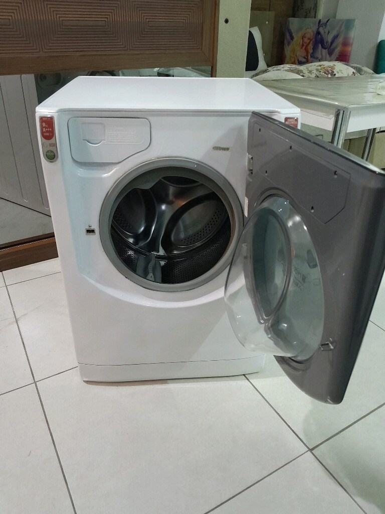 Temiz sağlam hotpoint ariston marka 9 kiloluk çamaşır makinesi - 6