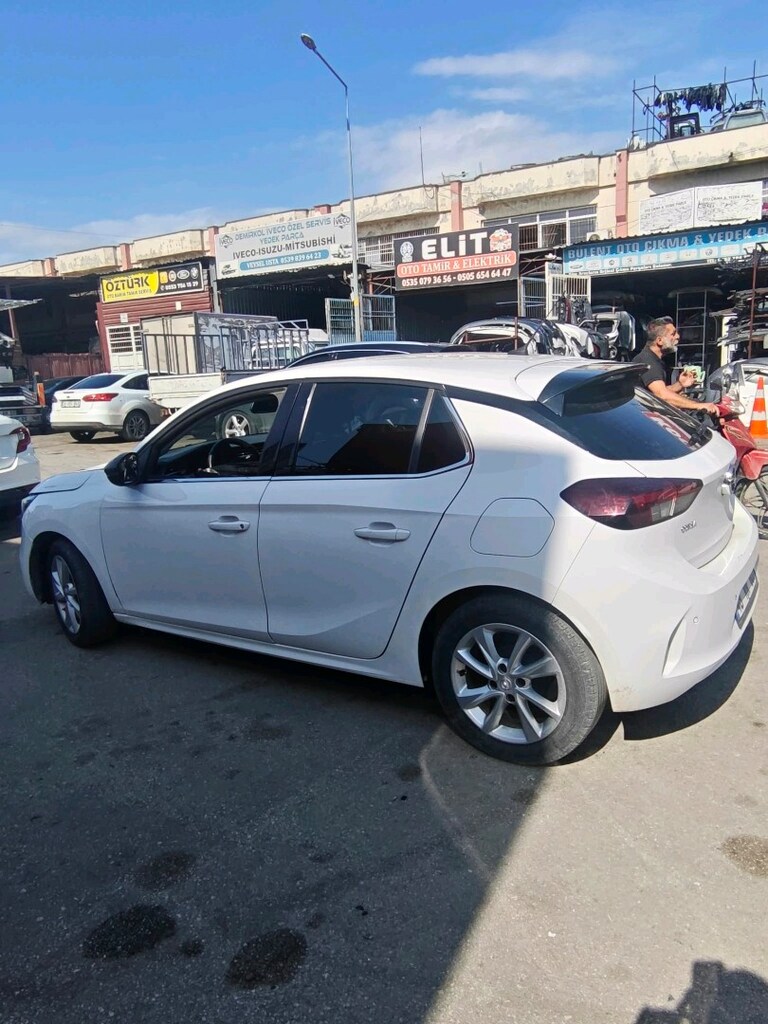 opel corsa 2023 model agır hasar kayıtlıdır. - 2