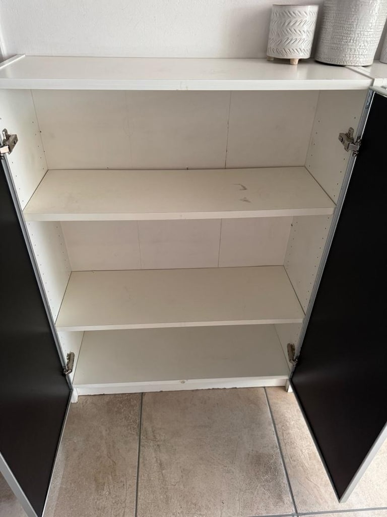 IKEA BILLY CAM KAPAK KITAPLIK - 7