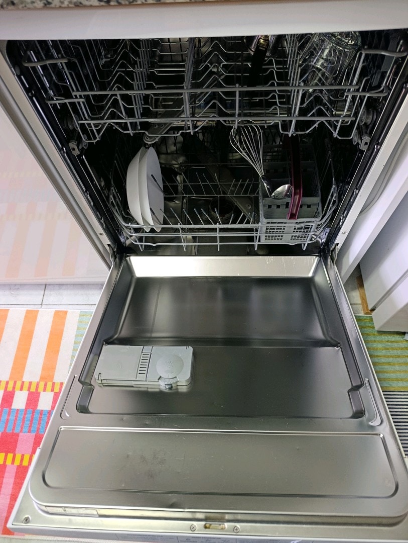 Temiz, Sorunsuz, Arçelik Bulaşık Makinesi model 6233 - 5