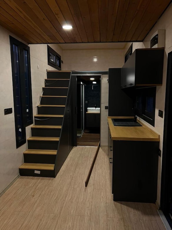Tiny House - 9