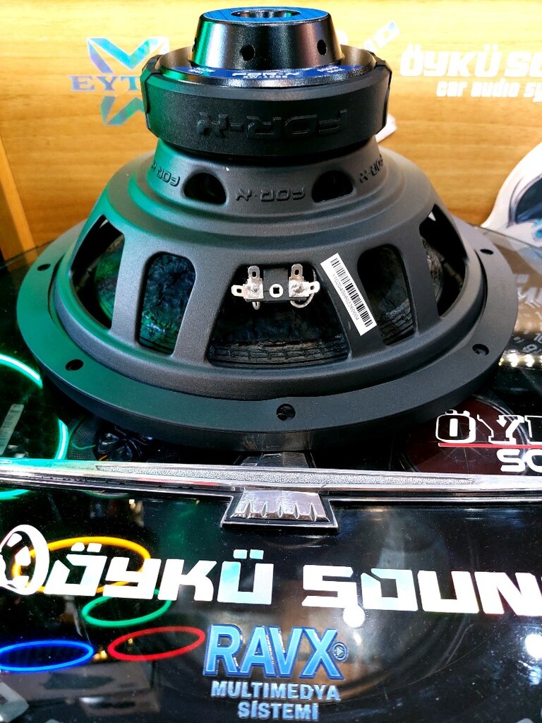ÖYKÜ SOUND ŞOOK FİYAT FORX KARBON GÖBEK 30CM BAS 300RMS - 7