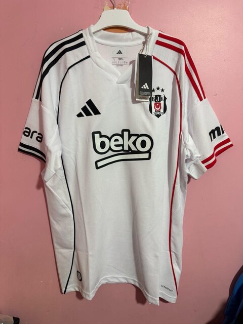 Beşiktaş forma