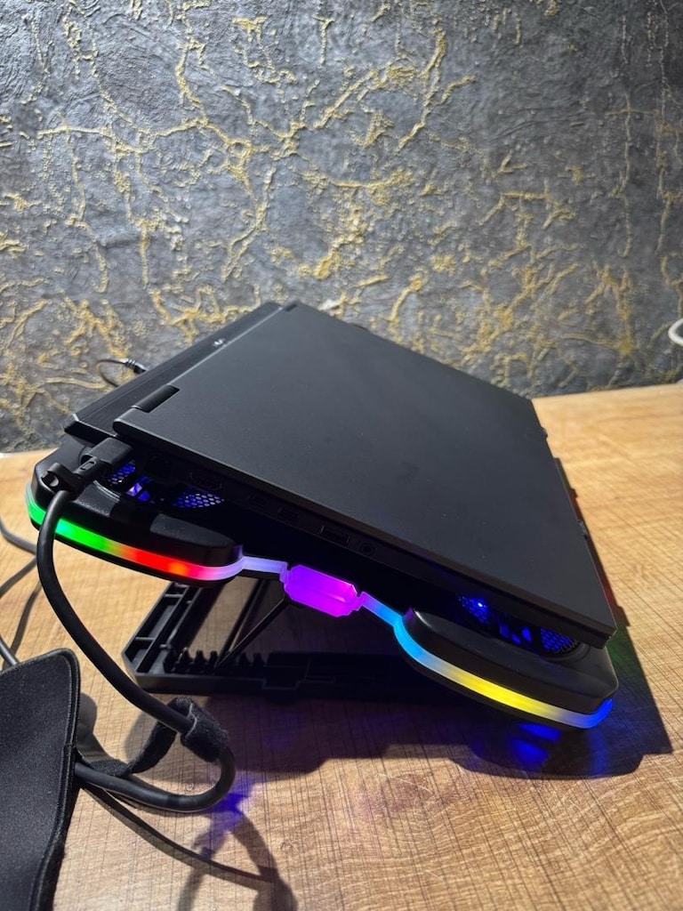 2.5 AYLIK KUTULU FATURALI GARANTİLİ ASUS TUF F16 RTX 50 DDR5 - 7