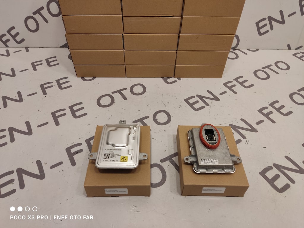 W204 C180 C200 XENON FAR BEYNİ A1669002800 - 2
